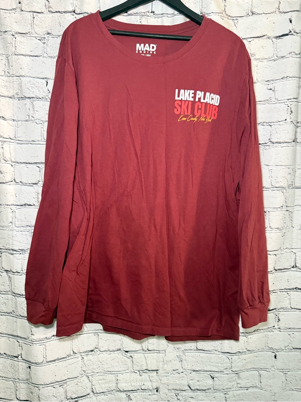 Mad Engine. Graphic long sleeve. Size XXL